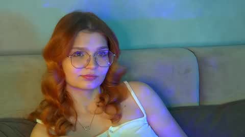 BellaMarebelle online show from October 11, 4:50 am