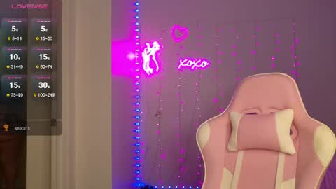 Bella Monroe online show from July 15, 3:56 am