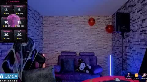   online show from October 24, 4:52 pm