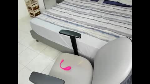 Bella  Angelycal online show from June 8, 1:56 pm