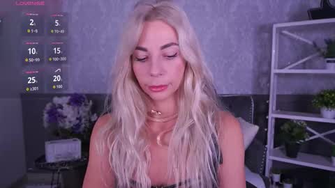 Bella online show from December 13, 9:43 pm