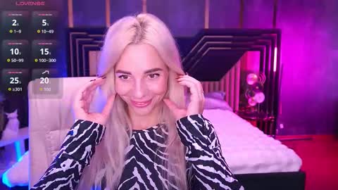 Bella online show from November 28, 7:48 am