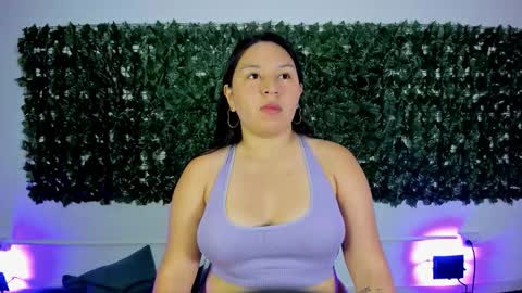 BellaRoux online show from March 9, 12:10 pm