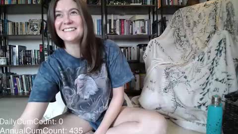 BellaStrange69 online show from March 26, 5:29 pm