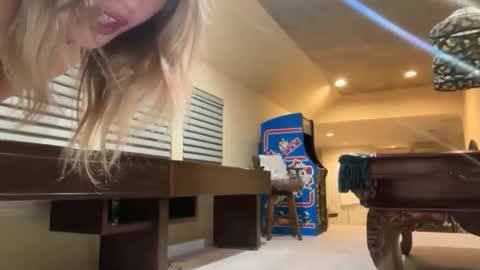 Bella 3 online show from April 29, 4:17 am