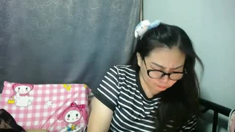 Bella online show from June 21, 4:24 pm