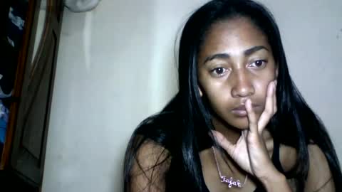 belle_annah online show from July 27, 3:15 am