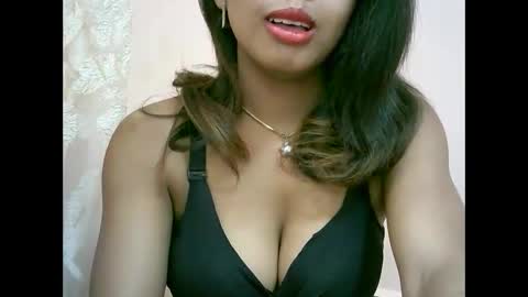 bellibellah online show from May 6, 8:31 am