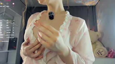 Bella online show from June 27, 6:14 pm