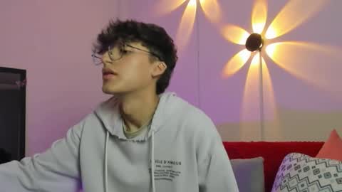 Neon online show from September 22, 11:14 am