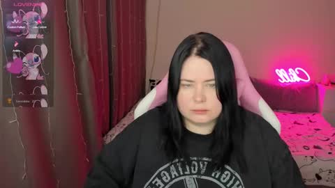 LinaBoo online show from February 3, 4:32 am