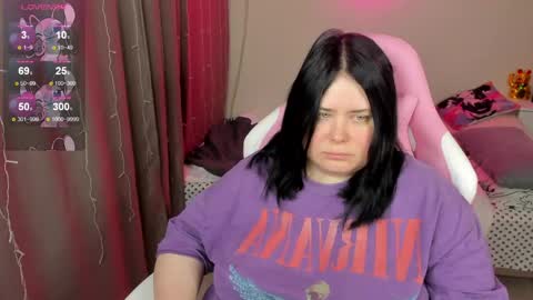 LinaBoo online show from March 19, 4:40 am