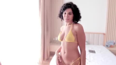 A girl from your  dreams online show from July 9, 11:20 pm