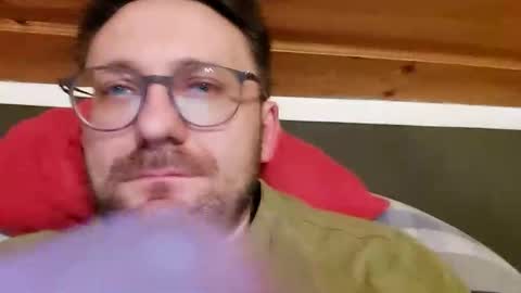 ben00189 online show from February 25, 6:44 pm