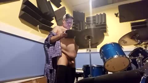 Bendavewill online show from February 13, 10:07 am