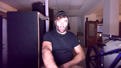 Robert  1984 online show from October 12, 10:00 pm