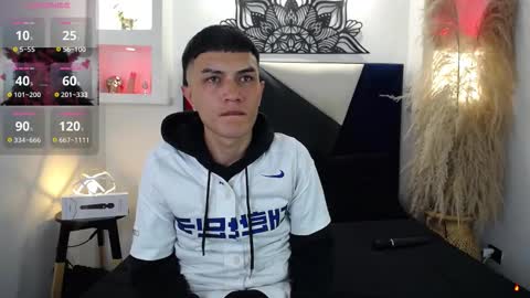 Tiffany and Bengie online show from October 11, 4:17 am