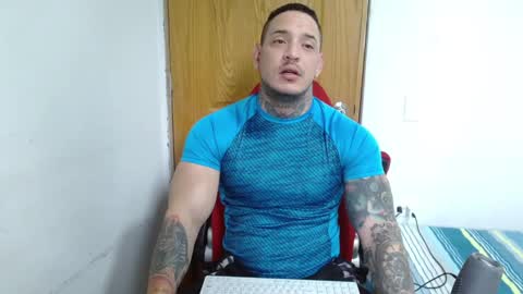 Snapshot of benjamin_isaac chatting on September 13, 10:12 pm benjamin_isaac online show from September 13, 10:12 pm