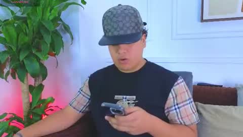 bennett_alejoo online show from July 17, 7:05 pm