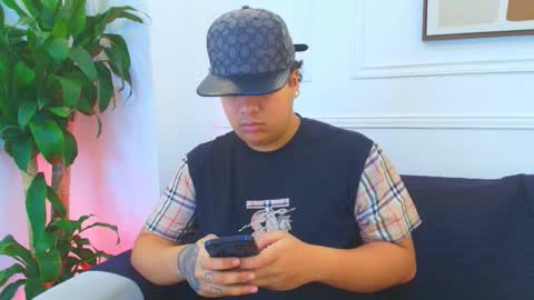 bennett_alejoo online show from January 13, 6:37 pm