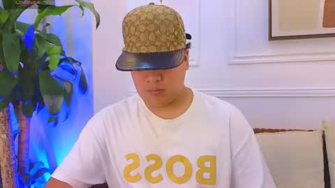 bennett_alejoo online show from June 18, 6:24 pm