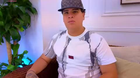 bennett_alejoo online show from July 28, 6:31 pm