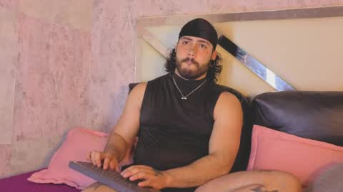 Benny and Mark online show from April 30, 4:06 am
