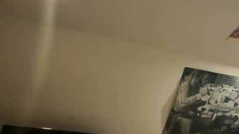 benny and innocentvixon online show from January 16, 3:37 am