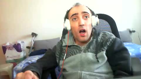 bentish online show from January 6, 10:30 am