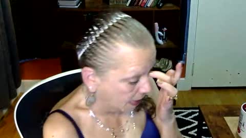 DeniseDavid online show from March 8, 3:21 am