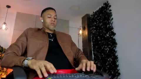 bento_fox online show from June 21, 3:57 am