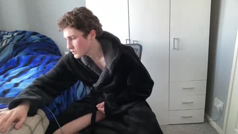 Snapshot of benwardle123 chatting on March 5, 2:45 pm READ MY BIO ---  --- READ MY BIO online show from March 5, 2:45 pm