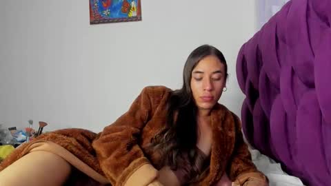 beren online show from March 16, 1:42 am