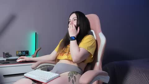 BeriesNiks online show from February 15, 1:27 pm