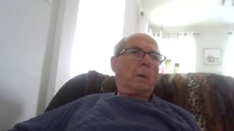 bernard1102 online show from July 11, 6:55 pm