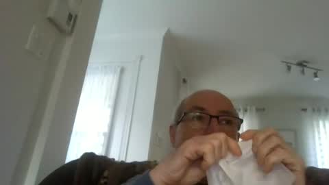 bernard1102 online show from June 29, 10:37 am