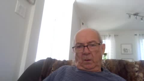 bernard1102 online show from July 17, 1:35 pm