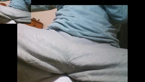 bernardo1968 online show from January 1, 3:03 pm