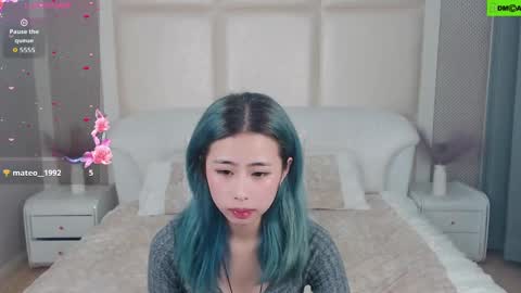 berniceafra online show from September 14, 5:54 am