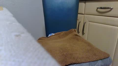 bernie6004 online show from February 17, 7:35 pm