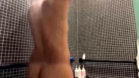 berriess_ online show from May 10, 11:38 am