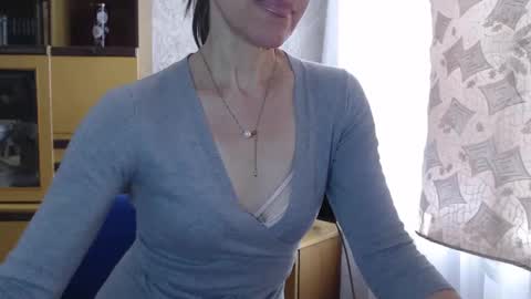 Snapshot of berry2024 chatting on February 11, 8:05 am berry2024 online show from February 11, 8:05 am