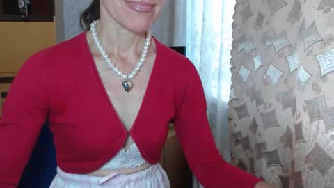 Snapshot of berry2024 chatting on September 15, 6:04 am berry2024 online show from September 15, 6:04 am