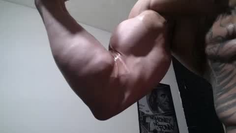 bestmuscle online show from August 1, 4:14 am