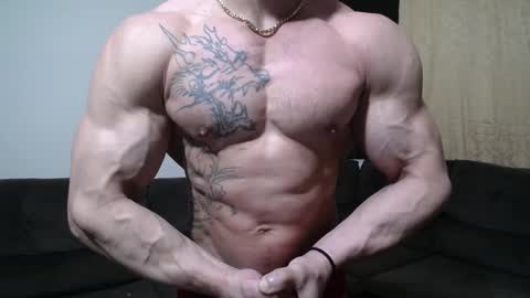 Snapshot of bestmuscle chatting on October 18, 4:05 am bestmuscle online show from October 18, 4:05 am