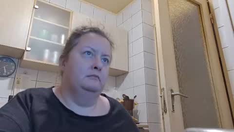 bethnorth online show from June 16, 2:26 am