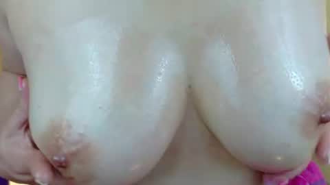LINDA online show from July 28, 6:31 pm