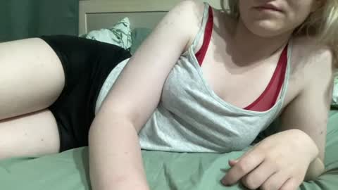 Bette online show from June 19, 10:49 pm