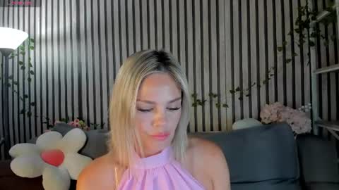 Betty online show from June 25, 1:13 am