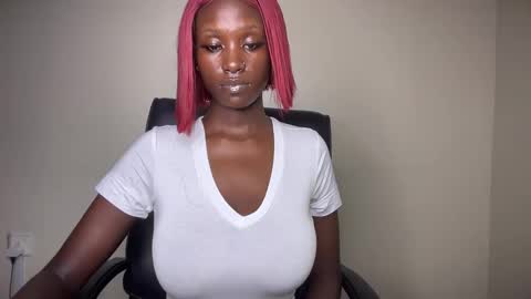 Adah online show from February 1, 5:58 pm